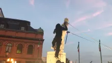 Take that, statues!